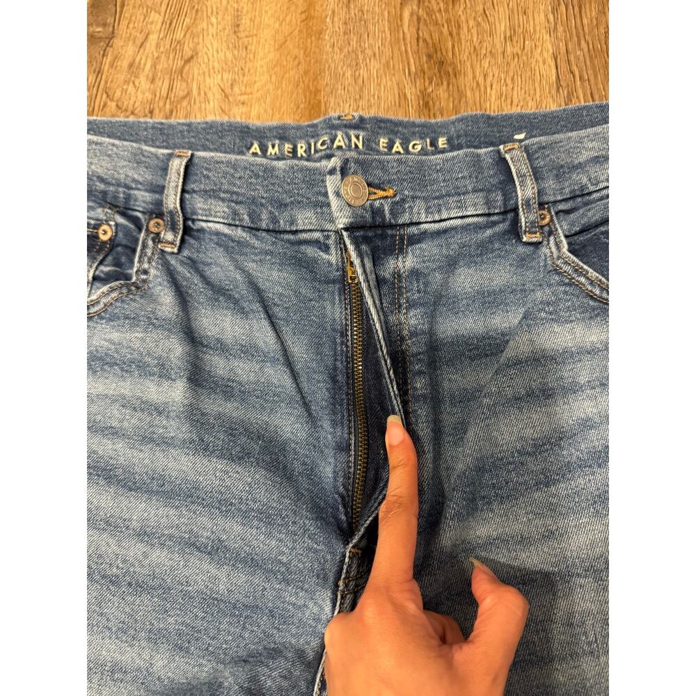 American Eagle Women’s Curvy Super High Rise Baggy Straight Jeans Size 18 - Picture 6 of 10